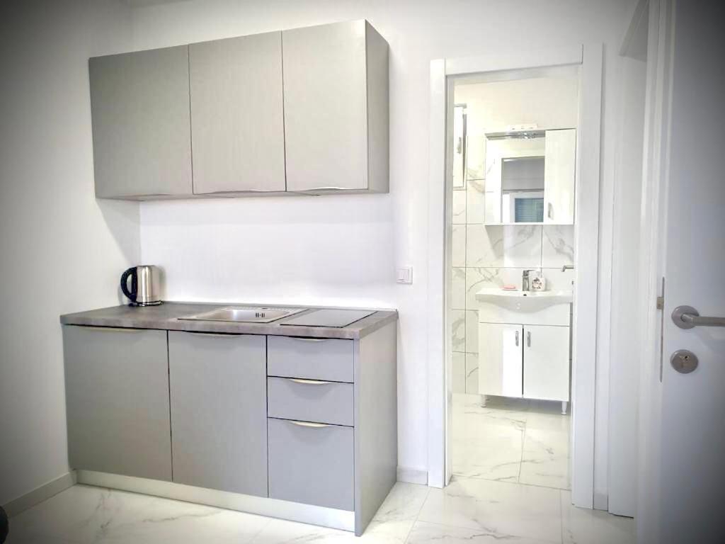 Apartment Bella Новаля Екстер'єр фото
