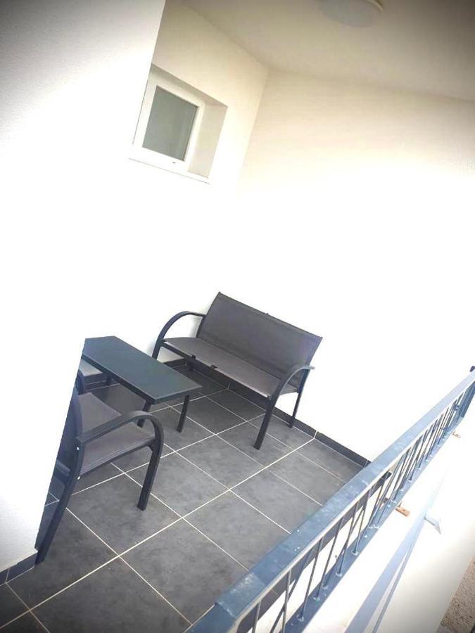 Apartment Bella Новаля Екстер'єр фото