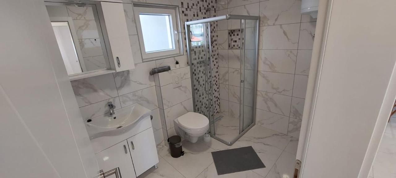 Apartment Bella Новаля Екстер'єр фото
